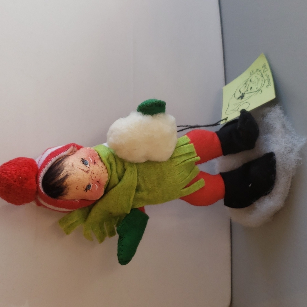 Annalee winter snow doll